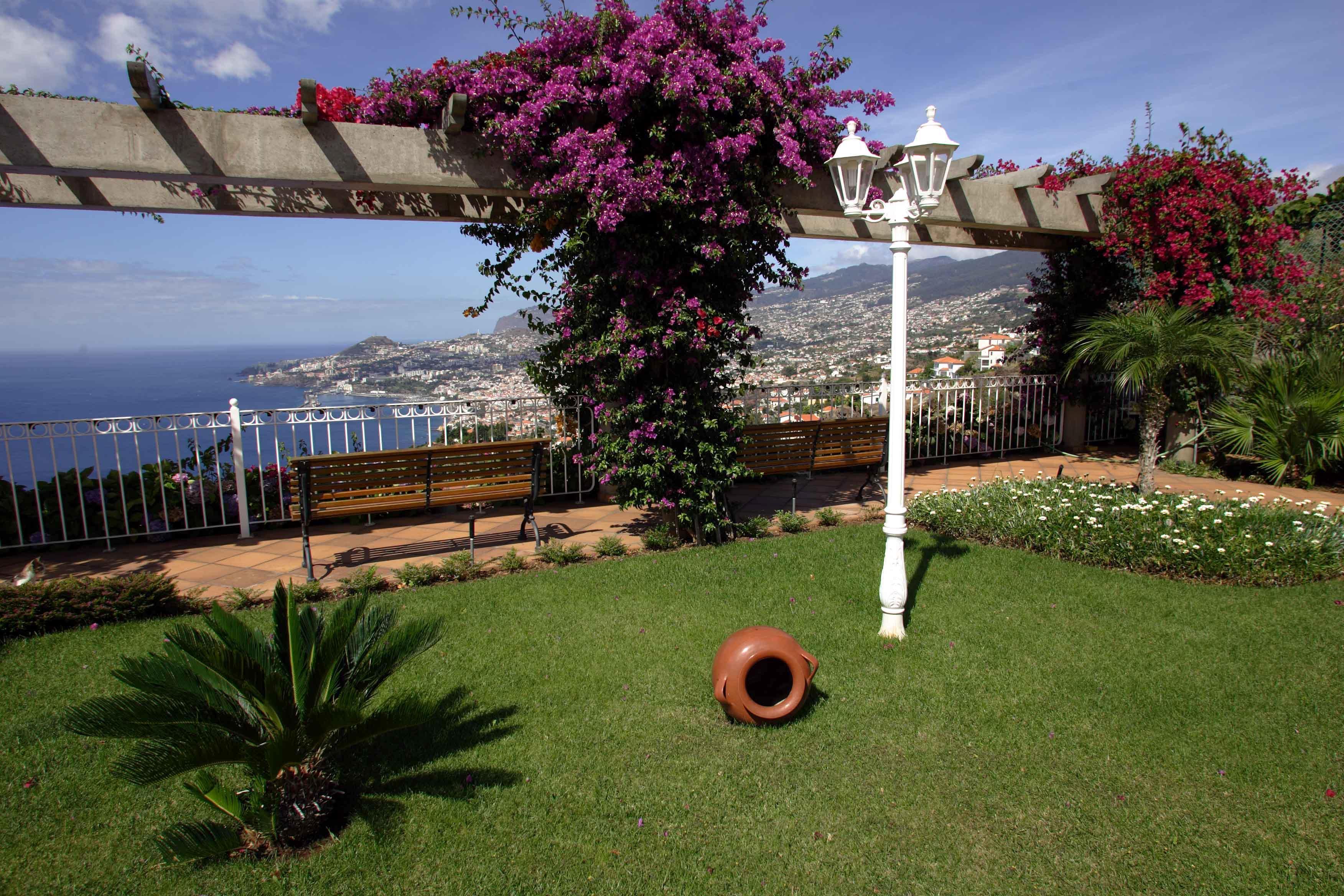 Ocean Gardens Hotel Funchal  Exterior photo